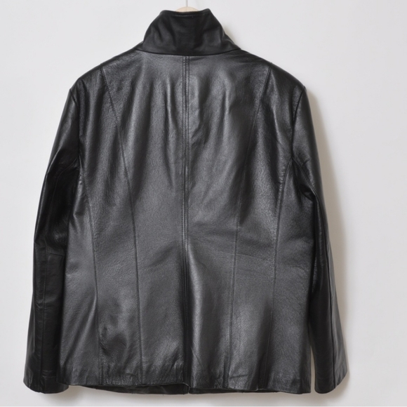 Women's Black Leather Jacket with Zipper. East5th. Small. New condition. - Picture 3 of 9